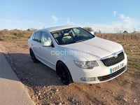 Usado Skoda Superb Exclusive 140 CV (102 kW) 2010 Blanco Berlina