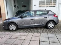 Usado Renault Mégane Authentique 90 CV (66 kW) 2012 Gris / plata Berlina