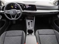 Usado VW Golf VIII Life 110 CV (80 kW) 2024 Plateado Utilitario