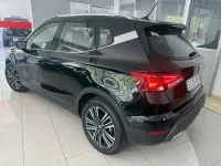 Usado Seat Arona FR 116 CV (85 kW) 2025 Negro SUV