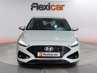 Usado Hyundai i30 101 CV (74 kW) 2024 Blanco Berlina