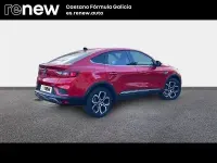 Usado Renault Arkana Zen 145 CV (106 kW) 2022 Rojo SUV