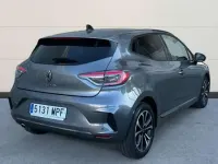 Usado Renault Clio V Techno 90 CV (66 kW) 2024 Gris Berlina