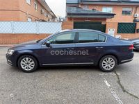 Usado VW Passat Edition 140 CV (102 kW) 2012 Azul Berlina