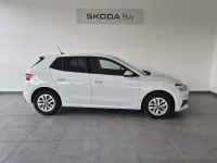 Usado Skoda Fabia Selection 115 CV (84 kW) 2025 Blanco Utilitario