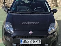 Usado Fiat Punto Young 69 CV (50 kW) 2014 Negro Utilitario