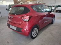 Usado Hyundai i10 67 CV (49 kW) 2020 Rojo Utilitario