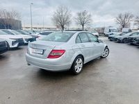 Usado Mercedes C220 Avantgarde 170 CV (125 kW) 2011 Gris / plata Berlina