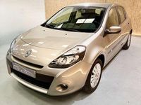 Usado Renault Clio IV Dynamique 90 CV (66 kW) 2012 Beige Utilitario