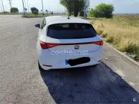 Usado Seat Leon Style 110 CV (80 kW) 2024 Blanco Berlina