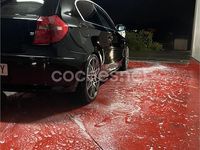 Usado BMW 118 143 CV (105 kW) 2007 Negro Utilitario