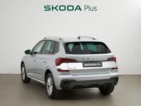 Usado Skoda Kamiq Selection 116 CV (85 kW) 2024 Gris plata SUV