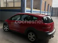 Usado Seat Altea 140 CV (102 kW) 2008 Rojo Monovolumen