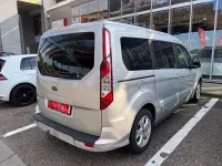 Usado Ford Tourneo Connect Titanium 120 CV (88 kW) 2017 Gris / plata Monovolumen