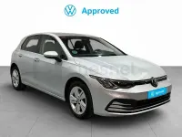 Usado VW Golf VIII 115 CV (84 kW) 2021 Gris / plata Berlina