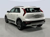 Usado Kia Niro 141 HP (103 kW) 2024 Branco SUV