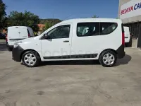 Usado Dacia Dokker Essentiel 102 CV (75 kW) 2019 Blanco Monovolumen