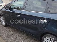 Usado Kia Carens 135 CV (99 kW) 2017 Azul Monovolumen