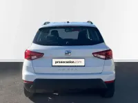 Usado Seat Arona Style 95 CV (69 kW) 2020 Blanco SUV