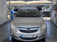 Usado Opel Corsa Cosmo 80 CV (58 kW) 2006 Gris / plata Utilitario