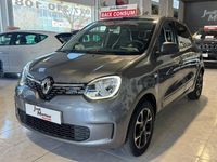Usado Renault Twingo Intens 93 CV (68 kW) 2020 Gris / plata Utilitario