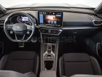 Usado Cupra Formentor 150 CV (110 kW) 2024 Gris / plata SUV