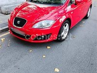 Usado Seat Leon Copa 90 CV (66 kW) 2011 Rojo Berlina