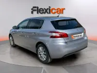 Usado Peugeot 308 Active 131 CV (96 kW) 2021 Gris Berlina