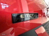 Usado Renault Arkana Techno 145 CV (106 kW) 2023 Rojo SUV
