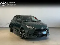 Usado Toyota Yaris Hybrid Style 116 CV (85 kW) 2025 Verde Berlina
