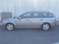 Usado Volvo V50 Momentum 136 CV (100 kW) 2009 Gris / plata Familiar