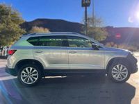 Usado Seat Ateca 4Drive 150 CV (110 kW) 2018 Gris / plata SUV