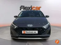 Usado Hyundai i20 101 CV (74 kW) 2025 Gris Utilitario