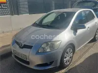 Usado Toyota Auris Luna 90 CV (66 kW) 2009 Gris / plata Utilitario