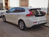 Usado Volvo V40 Kinetic 115 CV (84 kW) 2013 Blanco Berlina