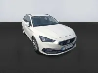 Usado Seat Leon Style 116 CV (85 kW) 2021 Blanco Familiar