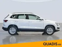 Usado Skoda Karoq Active 110 CV (80 kW) 2023 Blanco SUV