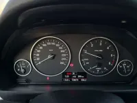Usado BMW 318 Comfort Edition 143 CV (105 kW) 2012 Gris Utilitario