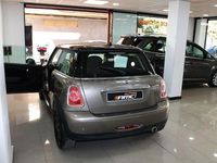 Usado Mini Cooper D 112 CV (82 kW) 2011 Beige Utilitario