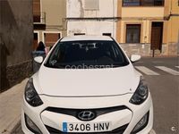 Usado Hyundai i30 110 CV (80 kW) 2013 Blanco Familiar