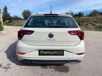Usado VW Polo 95 CV (69 kW) 2022 Beige Utilitario