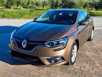 Usado Renault Mégane IV Business 110 CV (80 kW) 2018 Marrón