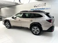 Usado Subaru Outback 169 CV (124 kW) 2022 Beige Familiar
