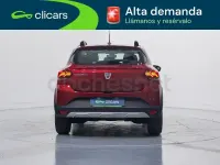 Usado Dacia Sandero Comfort 101 CV (74 kW) 2021 Rojo Berlina