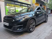 Usado Kia XCeed 120 CV (88 kW) 2019 Negro SUV