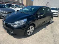 Usado Renault Clio Authentique 75 CV (55 kW) 2015 Negro Utilitario