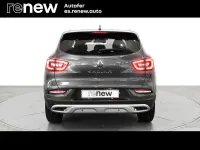 Usado Renault Kadjar Zen 140 CV (102 kW) 2021 Gris SUV