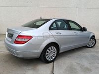 Usado Mercedes C180 Elegance 156 CV (114 kW) 2008 Gris / plata Berlina