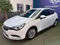 Usado Opel Astra Dynamic 110 CV (80 kW) 2019 Blanco Berlina
