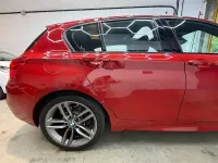Usado BMW 118 150 CV (110 kW) 2018 Rojo Utilitario